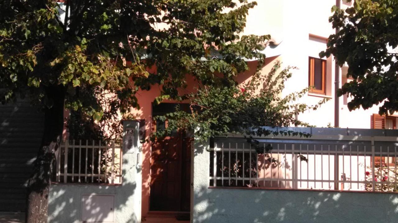 L'Abete Bed & Breakfast Guspini Ngoại thất bức ảnh